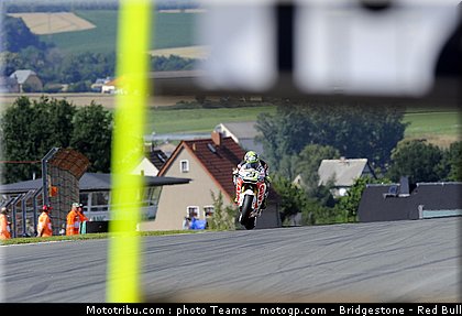 motogp_elias_032_allemagne_sachsenring_2011.jpg