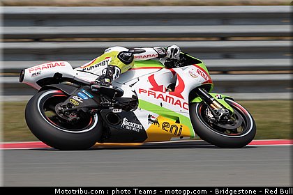 motogp_guintoli_006_allemagne_sachsenring_2011.jpg