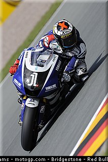 motogp_lorenzo_001_allemagne_sachsenring_2011.jpg