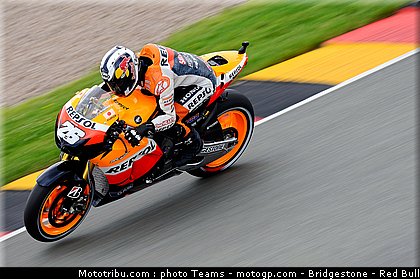 motogp_pedrosa_032_allemagne_sachsenring_2011.jpg