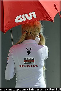 motogp_pitbabe_003_allemagne_sachsenring_2011.jpg