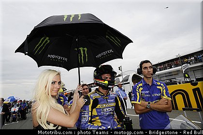 motogp_pitbabe_034_allemagne_sachsenring_2011.jpg