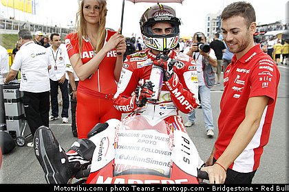 motogp_pitbabe_039_allemagne_sachsenring_2011.jpg