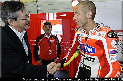 motogp_rossi_010_allemagne_sachsenring_2011.jpg