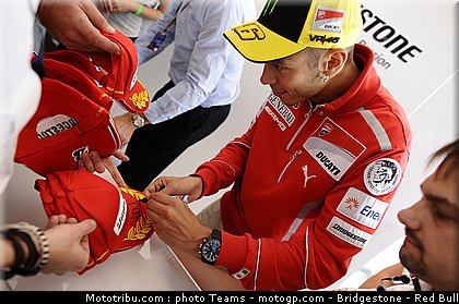 motogp_rossi_016_allemagne_sachsenring_2011.jpg