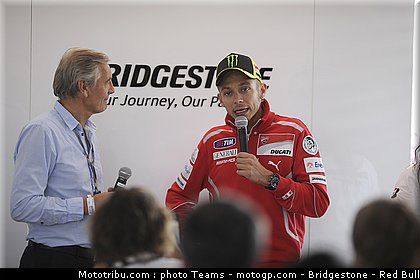 motogp_rossi_018_allemagne_sachsenring_2011.jpg