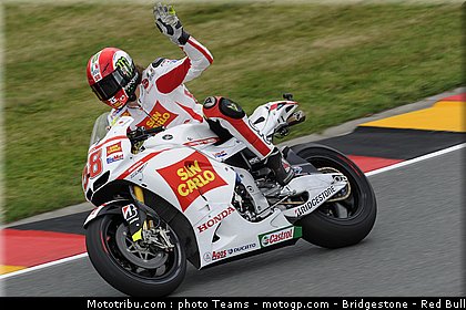 motogp_simoncelli_005_allemagne_sachsenring_2011.jpg