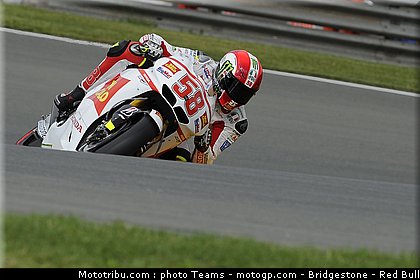 motogp_simoncelli_010_allemagne_sachsenring_2011.jpg