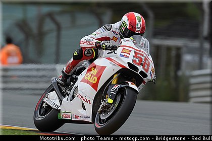 motogp_simoncelli_013_allemagne_sachsenring_2011.jpg