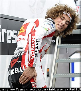 motogp_simoncelli_019_allemagne_sachsenring_2011.jpg