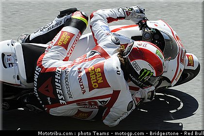 motogp_simoncelli_022_allemagne_sachsenring_2011.jpg