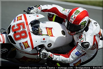 motogp_simoncelli_026_allemagne_sachsenring_2011.jpg