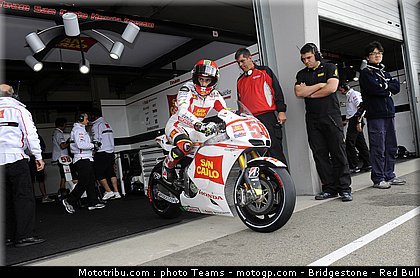 motogp_simoncelli_038_allemagne_sachsenring_2011.jpg