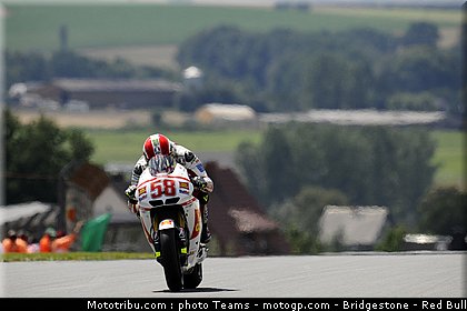 motogp_simoncelli_051_allemagne_sachsenring_2011.jpg