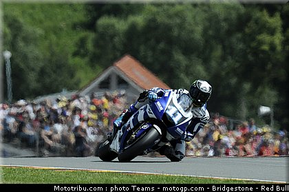 motogp_spies_005_allemagne_sachsenring_2011.jpg