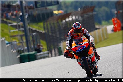motogp_stoner_008_allemagne_sachsenring_2011.jpg