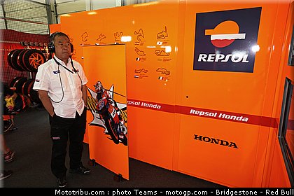 motogp_stoner_010_allemagne_sachsenring_2011.jpg