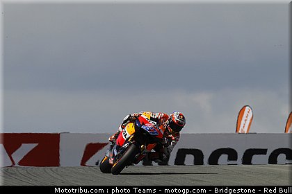 motogp_stoner_014_allemagne_sachsenring_2011.jpg