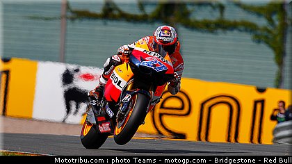 motogp_stoner_018_allemagne_sachsenring_2011.jpg