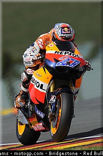 motogp_stoner_023_allemagne_sachsenring_2011.jpg