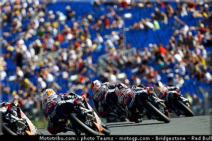 red_bull_rookie_cup_004_allemagne_sachsenring_2011.jpg