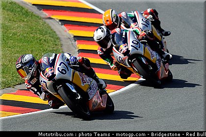 red_bull_rookie_cup_031_allemagne_sachsenring_2011.jpg