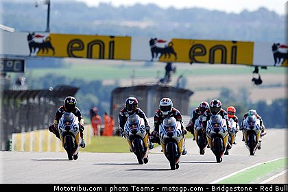 red_bull_rookie_cup_032_allemagne_sachsenring_2011.jpg