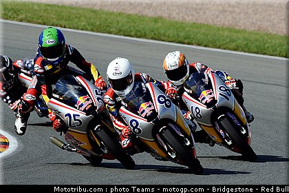 red_bull_rookie_cup_040_allemagne_sachsenring_2011.jpg