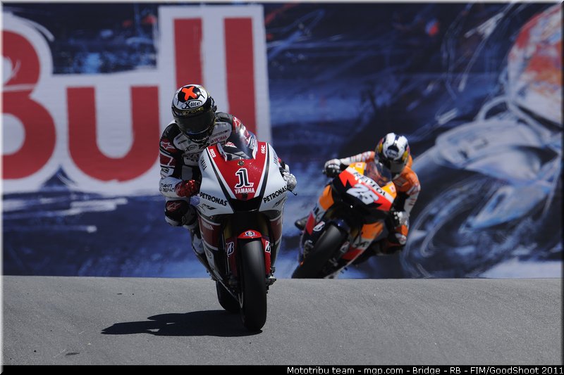 motogp_046_usa_laguna_seca_2011