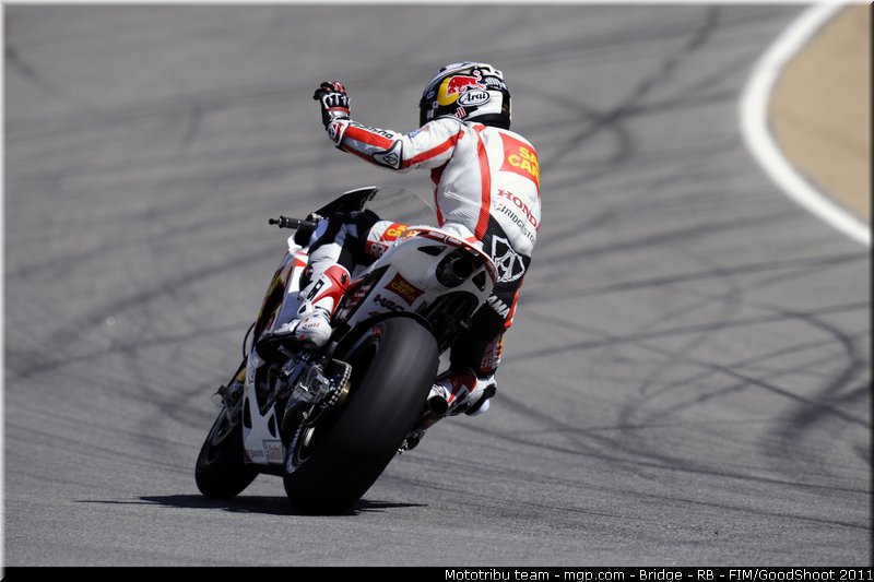 motogp_aoyama_004_usa_laguna_seca_2011