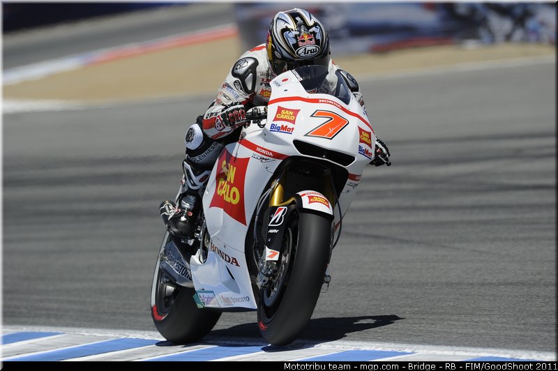 motogp_aoyama_015_usa_laguna_seca_2011