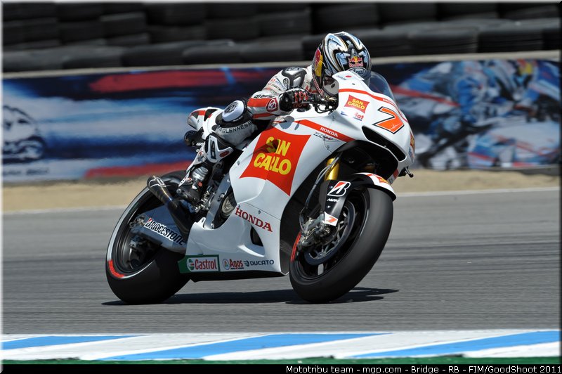 motogp_aoyama_017_usa_laguna_seca_2011