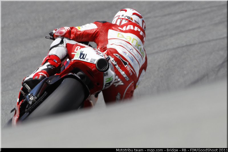 motogp_barbera_016_usa_laguna_seca_2011