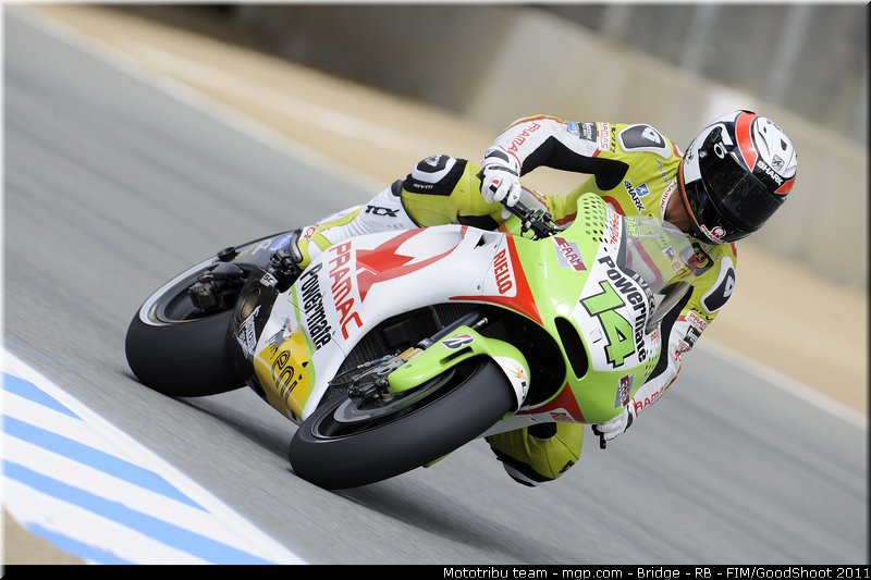 motogp_depuniet_004_usa_laguna_seca_2011