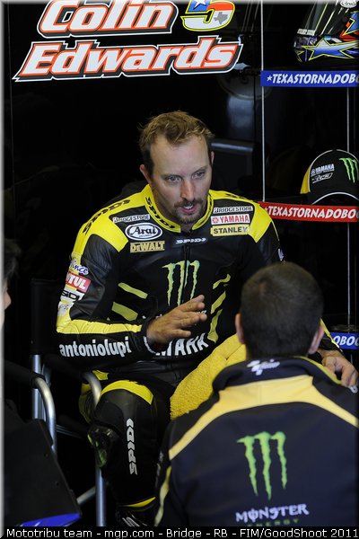 motogp_edwards_023_usa_laguna_seca_2011