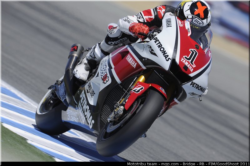 motogp_lorenzo_002_usa_laguna_seca_2011