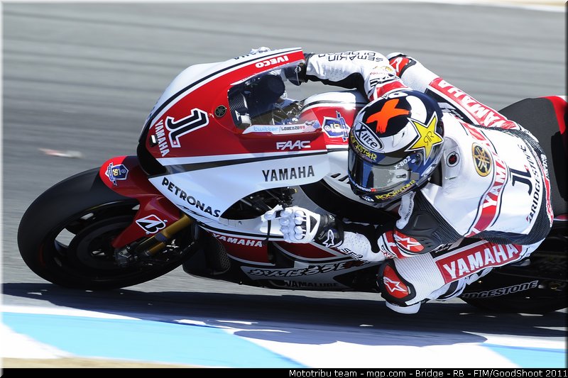 motogp_lorenzo_013_usa_laguna_seca_2011