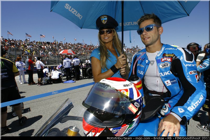motogp_pitbabe_018_usa_laguna_seca_2011