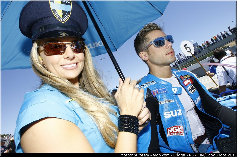 motogp_pitbabe_019_usa_laguna_seca_2011