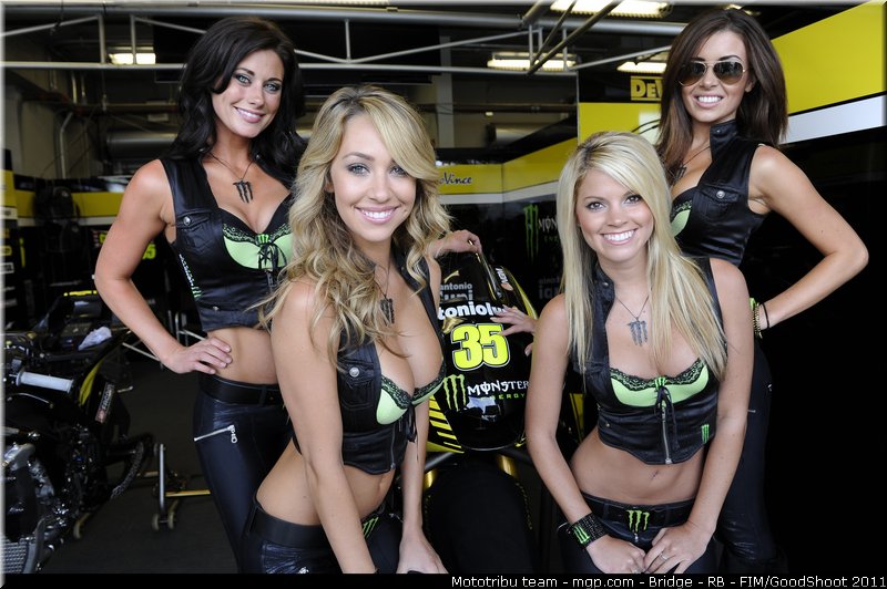 motogp_pitbabe_035_usa_laguna_seca_2011
