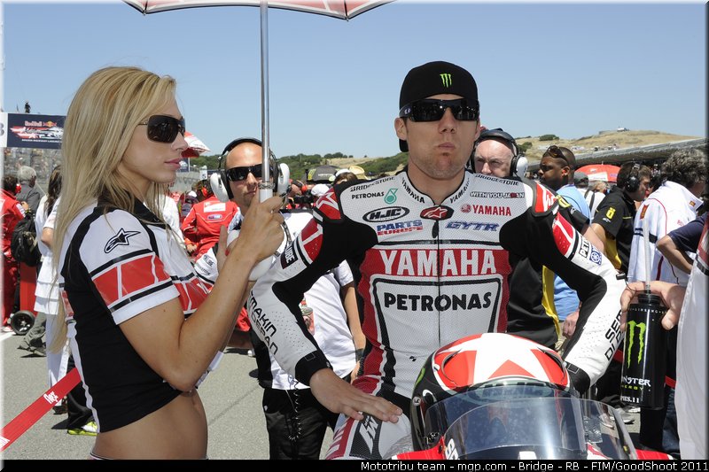motogp_pitbabe_038_usa_laguna_seca_2011