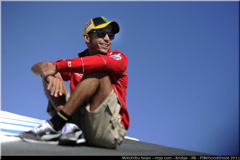 motogp_rossi_001_usa_laguna_seca_2011