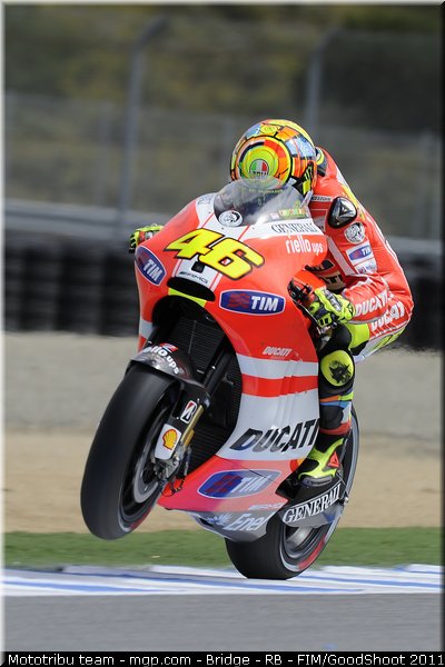 motogp_rossi_009_usa_laguna_seca_2011