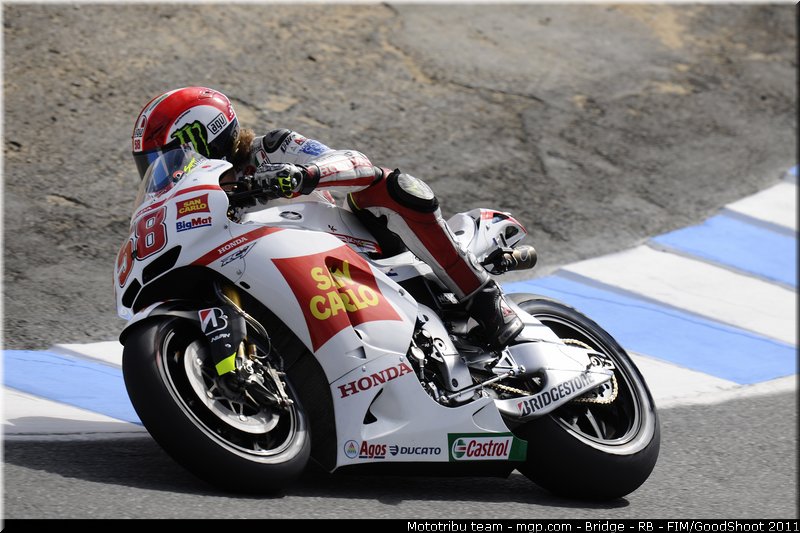 motogp_simoncelli_006_usa_laguna_seca_2011