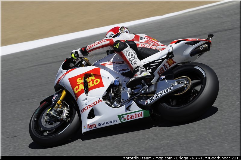 motogp_simoncelli_014_usa_laguna_seca_2011