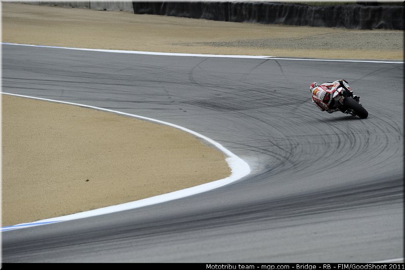 motogp_simoncelli_039_usa_laguna_seca_2011
