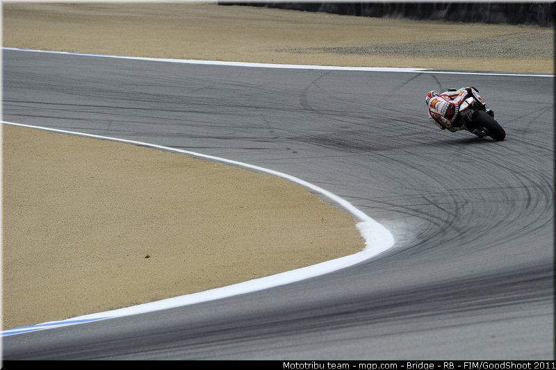 motogp_simoncelli_040_usa_laguna_seca_2011