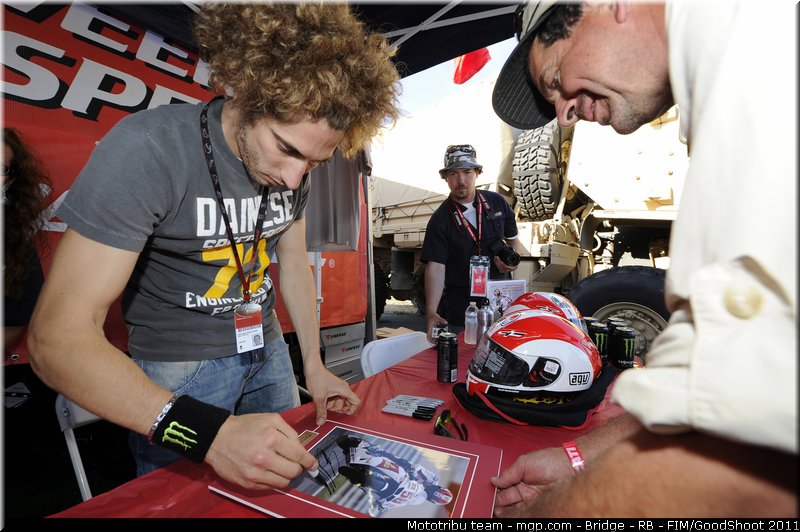 motogp_simoncelli_045_usa_laguna_seca_2011