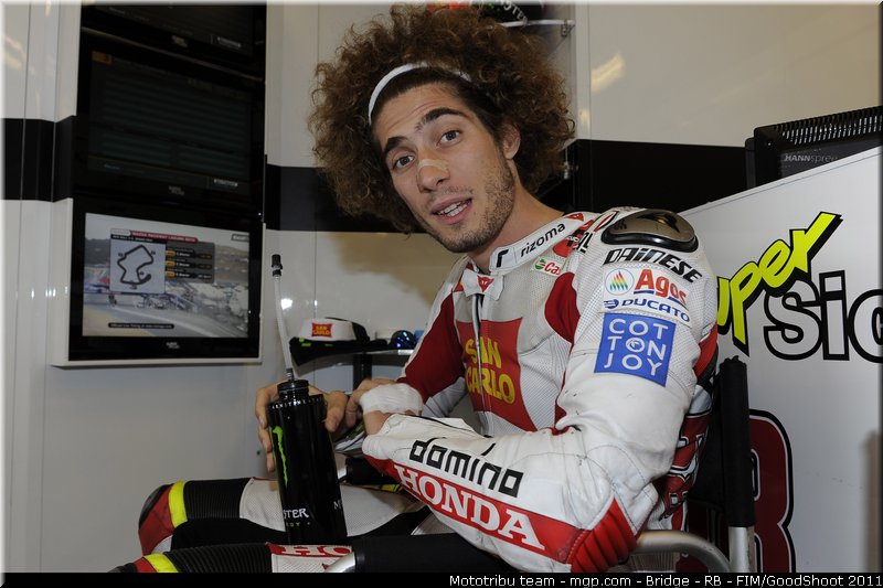 motogp_simoncelli_046_usa_laguna_seca_2011