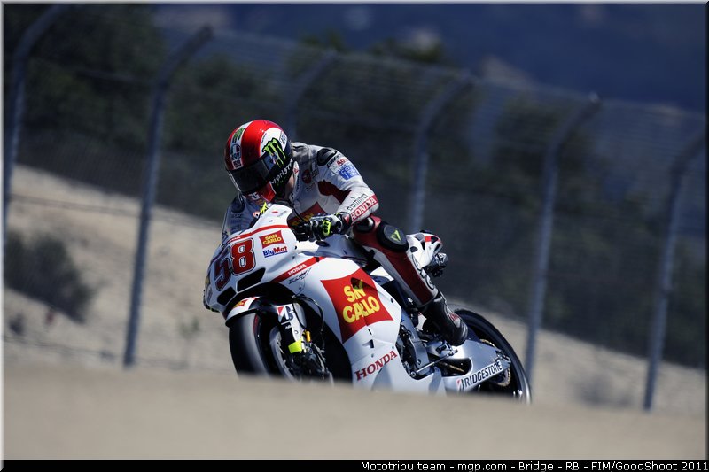 motogp_simoncelli_052_usa_laguna_seca_2011